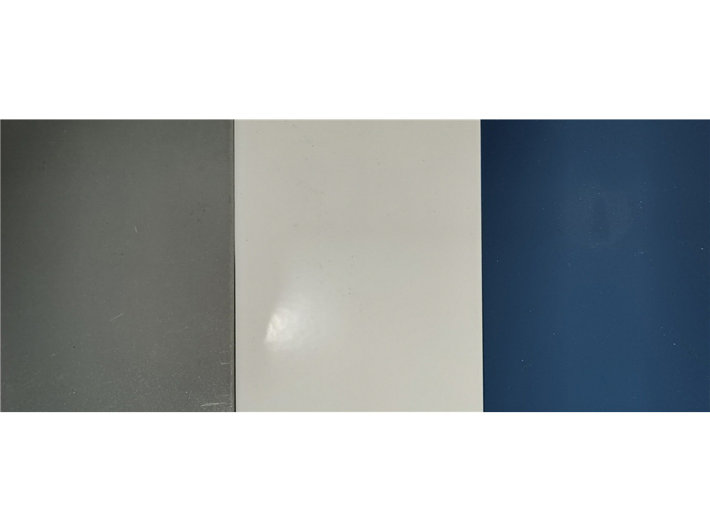 灰色-白色-蓝色""