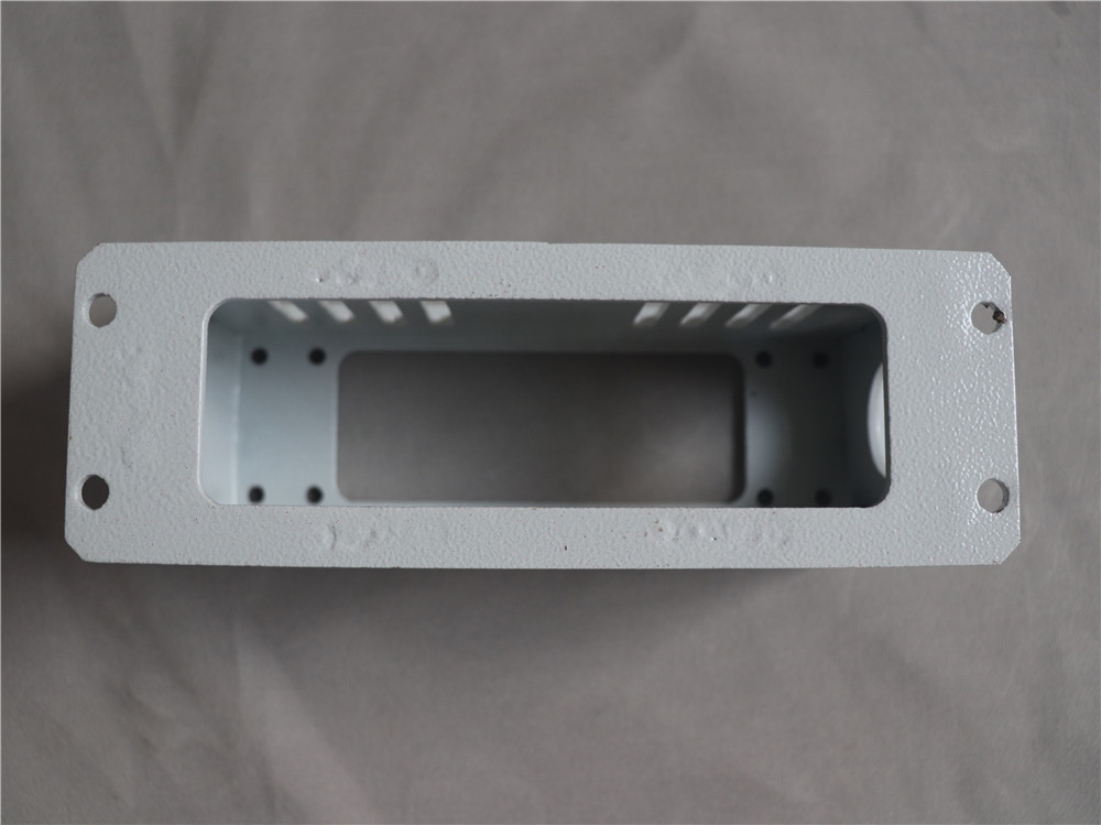 整体加强241接线盒""